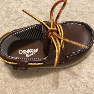 Oshkosh toddler boys boat shoes